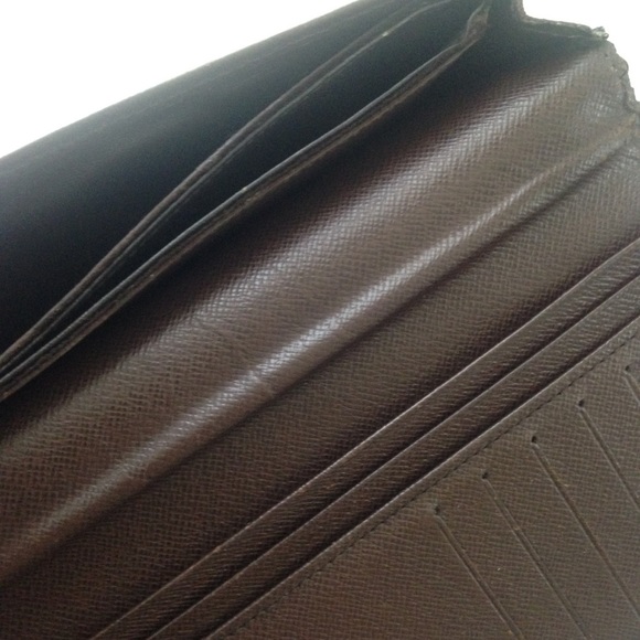 Louis Vuitton, Damier Ebene Long Wallet 7.5 x 4in - Picture 8 of 11